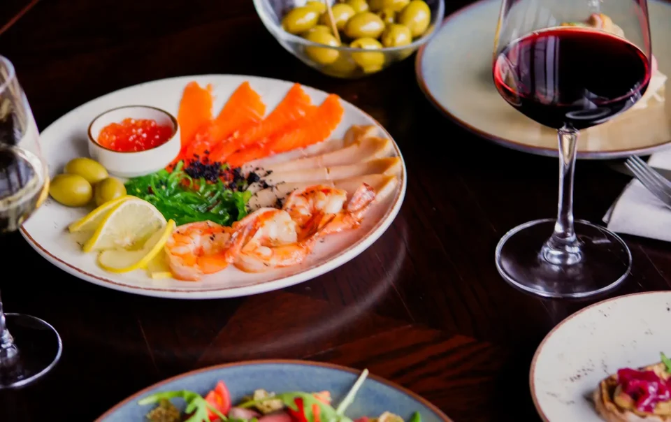 VILIYA PARK 9 49864713_1920_q70